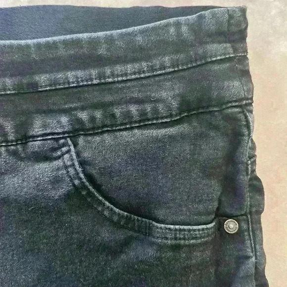 Democracy “Ab” Solution Pull On Jegging Jeans - Picture 5 of 15